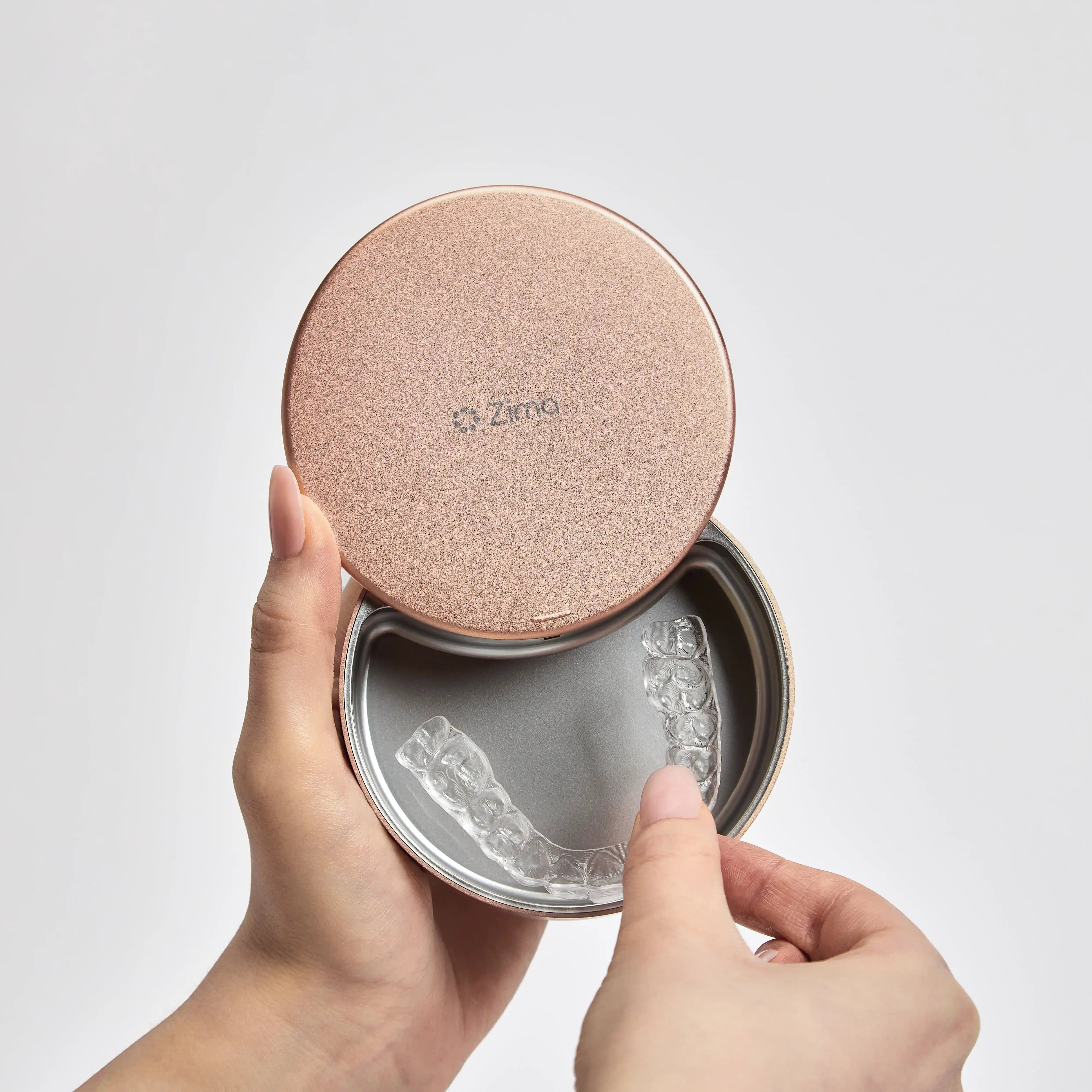 Zima UV Case